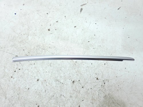 LISTWA CHROM KAROSERYJNA PRAWA AUDI Q4 E-TRON 89E853346 3Q7