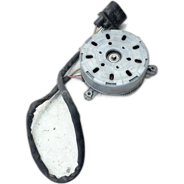WENTYLATOR CHŁODNICY MODUŁ AUDI A3 8V VOLKSWAGEN SEAT SKODA 5Q0121203CN