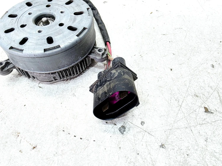 WENTYLATOR CHŁODNICY MODUŁ AUDI A3 8V VOLKSWAGEN SEAT SKODA 5Q0121203CN