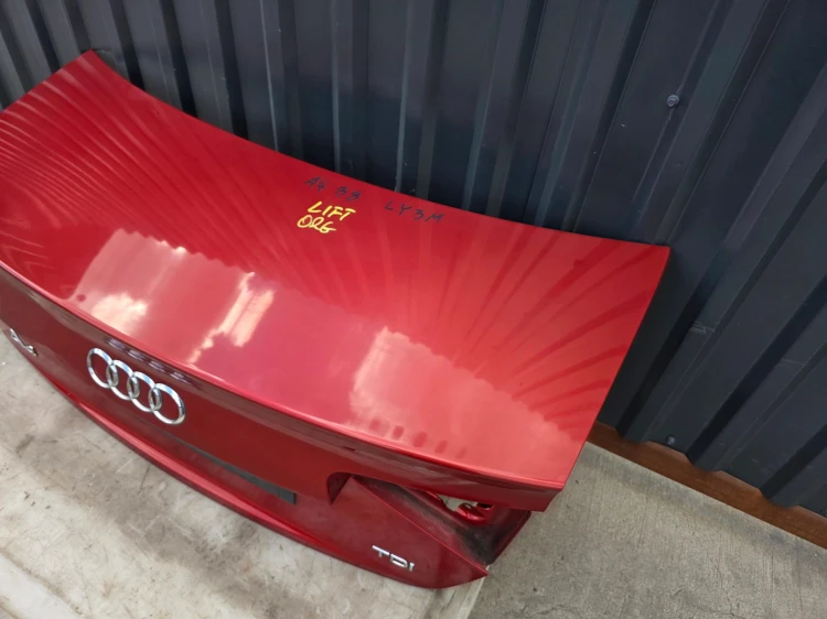 KLAPA TYLNA TYŁ AUDI A4 B8 LIFT SEDAN LY3M 2011-2016 ORYGINAŁ !!!