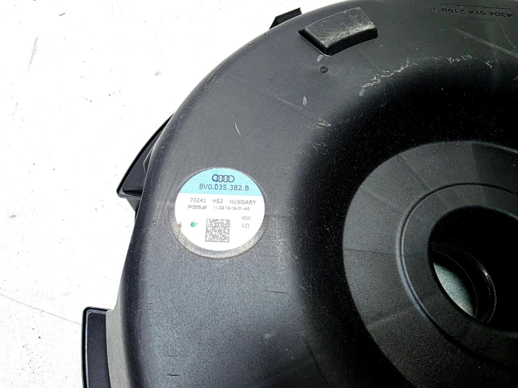 GŁOŚNIK SUBWOOFER TUBA AUDI A3 8V 8V0035382B