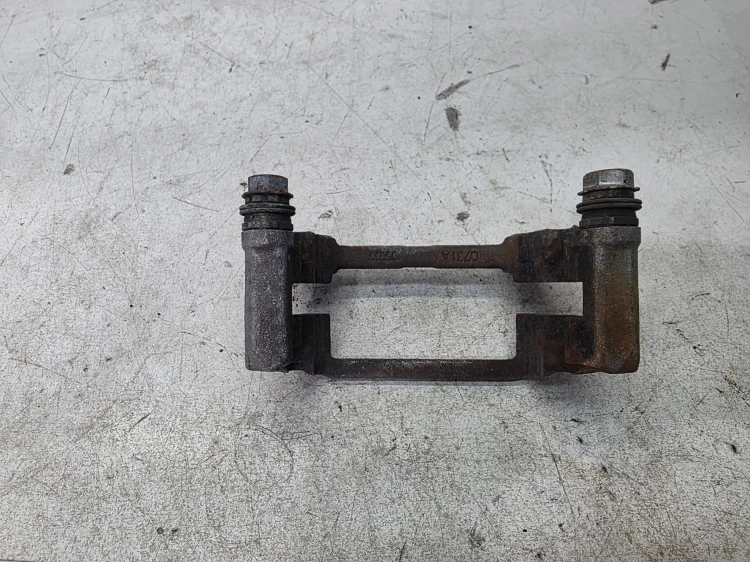 JARZMO ZACISKU TYŁ AUDI VW SEAT SKODA 3427-0731A