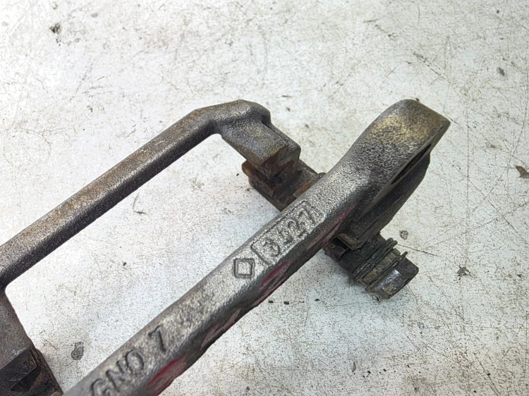 JARZMO ZACISKU TYŁ AUDI VW SEAT SKODA 3427-0731A