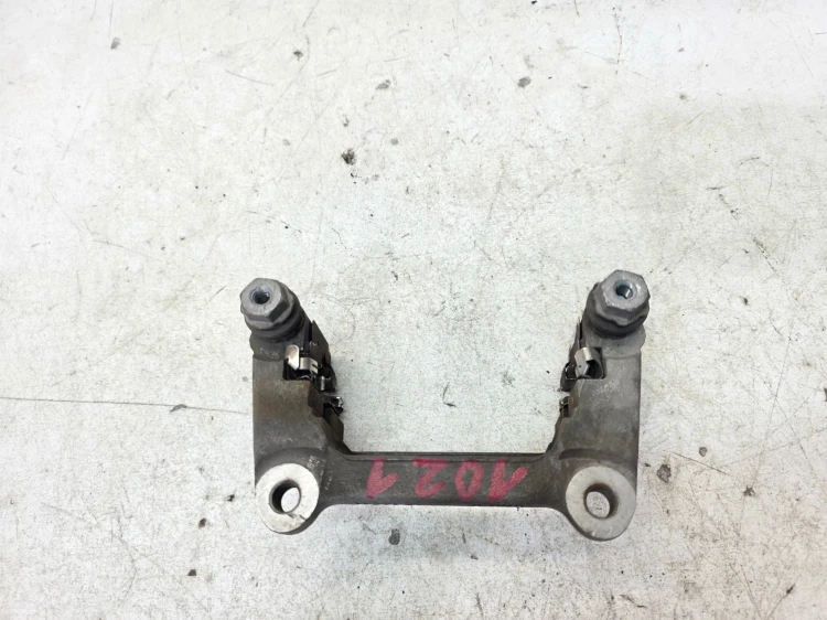 JARZMO ZACISKU TYŁ AUDI VW SEAT SKODA 1021-0731A