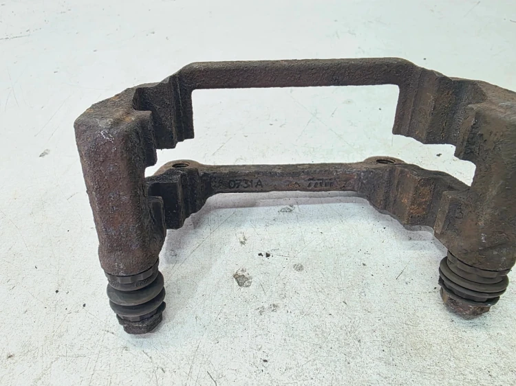 JARZMO ZACISKU TYŁ AUDI VW SEAT SKODA 1027-0731A