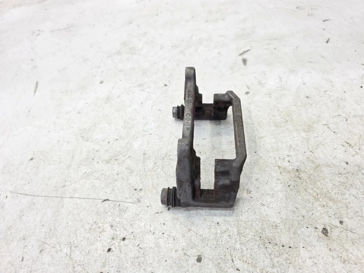 JARZMO ZACISKU HAMULCOWEGO TYŁ AUDI A4 A5 Q5 POD TARCZE 300 MM 3437-0731A