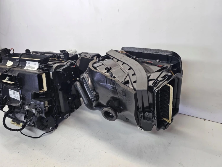 NAGRZEWNICA KOMPLETNA AUDI Q5 80A FY 80B816005R