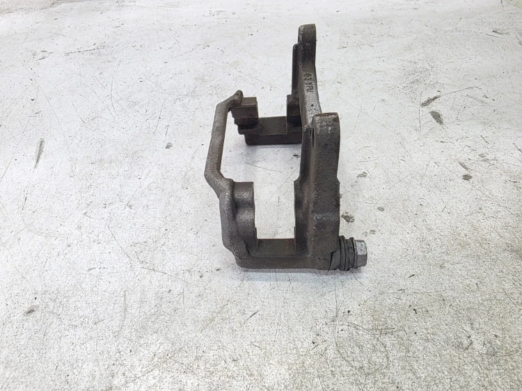 JARZMO ZACISKU HAMULCOWEGO TYŁ AUDI A4 A5 Q5 POD TARCZE 330 MM 8330-2326F