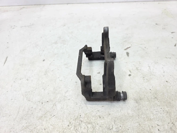 JARZMO ZACISKU HAMULCOWEGO TYŁ AUDI A4 A5 Q5 POD TARCZE 330 MM 8082-2326F