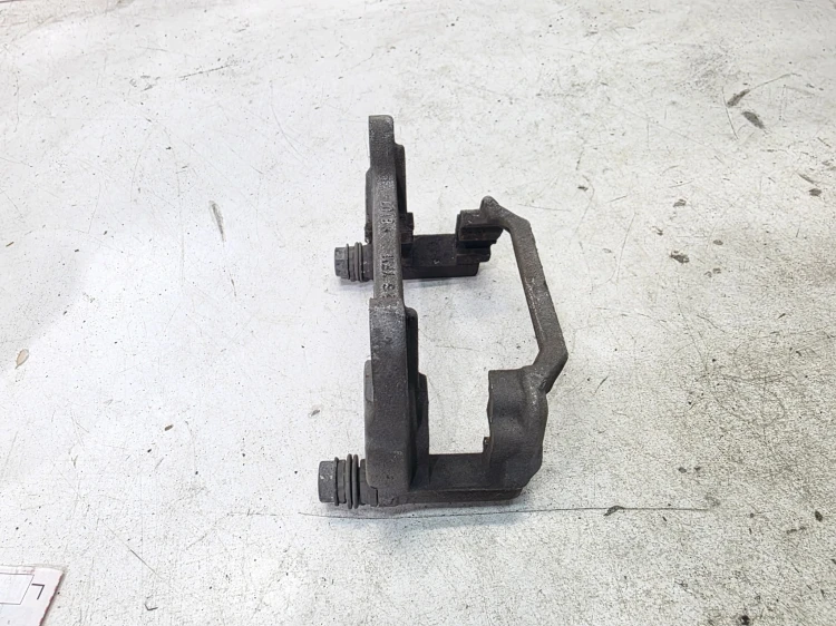 JARZMO ZACISKU HAMULCOWEGO TYŁ AUDI A4 A5 Q5 POD TARCZE 330 MM 8107-2326F