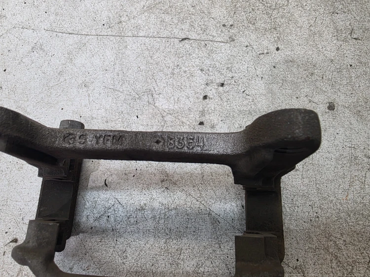 JARZMO ZACISKU HAMULCOWEGO TYŁ AUDI A4 A5 Q5 POD TARCZE 330 MM 8354 -2326F