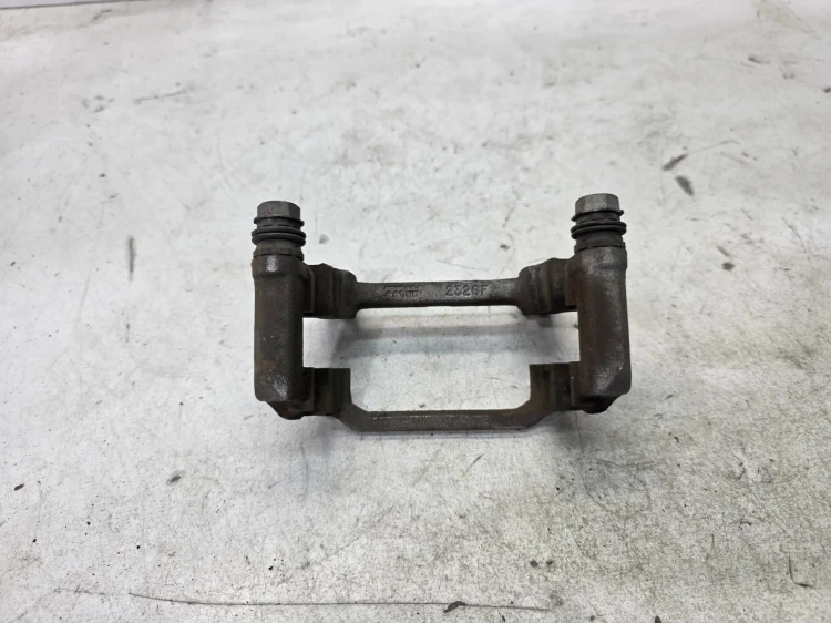 JARZMO ZACISKU HAMULCOWEGO TYŁ AUDI A4 A5 Q5 POD TARCZE 330 MM 8354 -2326F