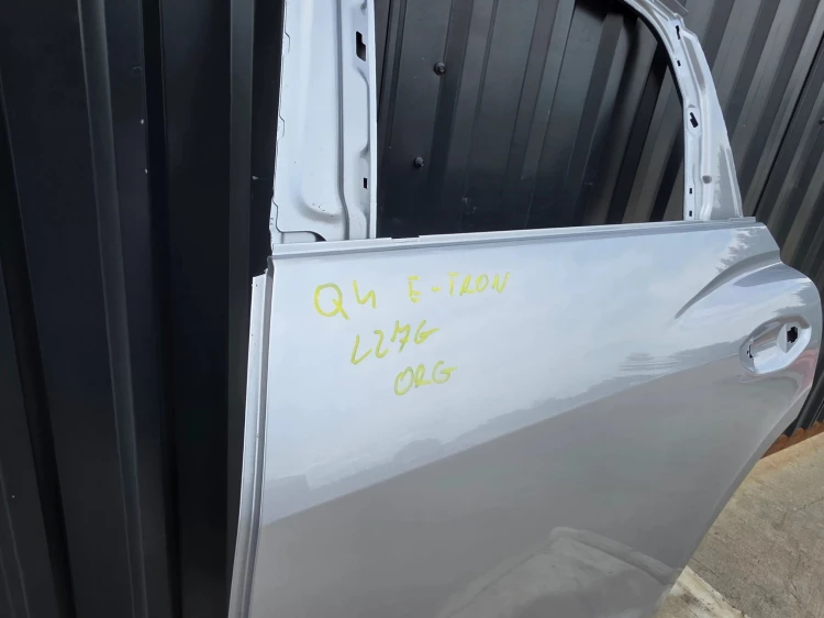 DRZWI LEWY TYŁ AUDI Q4 E-TRON SPORTBACK LZ7G ORYGINAŁ !!!