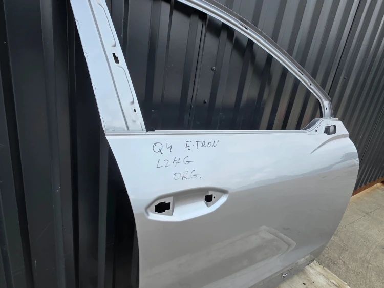 DRZWI PRAWY PRZÓD AUDI Q4 E-TRON SPORTBACK LZ7G ORYGINAŁ !!!