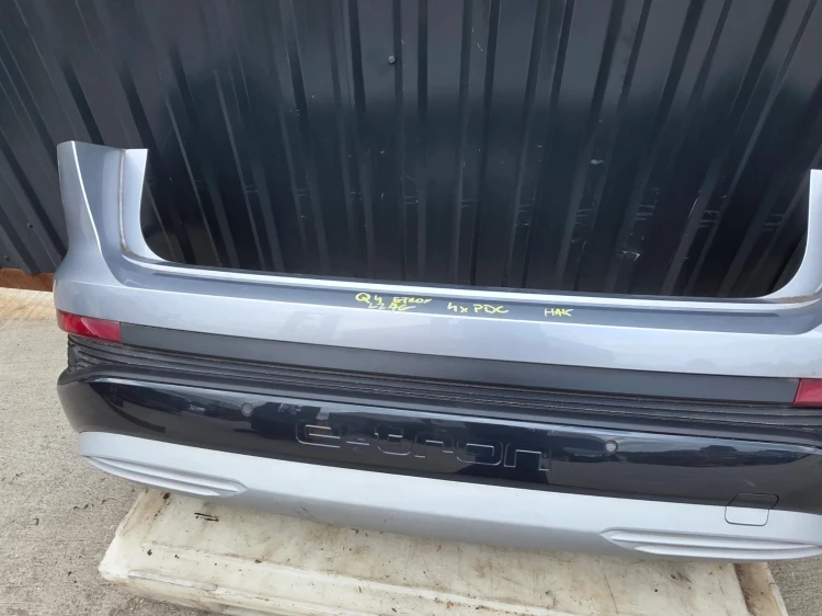 ZDERZAK TYŁ AUDI Q4 E-TRON SPORTBACK LZ7G 4XPDC KOMPLETNY !!!