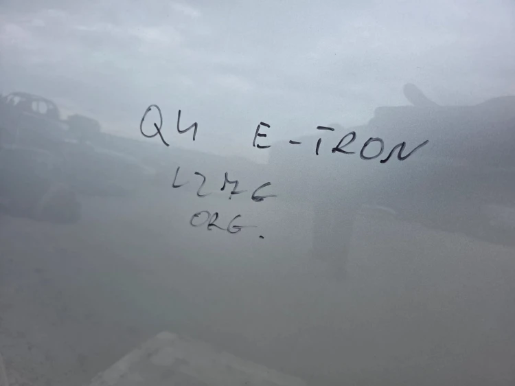 MASKA POKRYWA SILNIKA AUDI Q4 E-TRON ORYGINAŁ LZ7G !!!