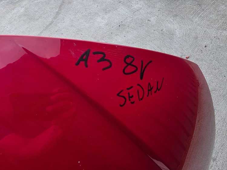 MASKA AUDI A3 8V 8V5 *** SEDAN *** LY3U 2012-2018
