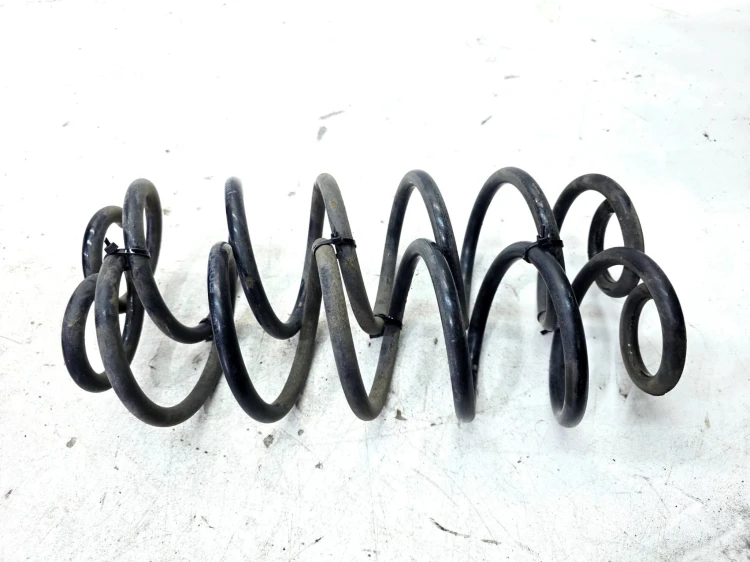 SPRĘŻYNY TYŁ TYLNE LEWA I PRAWA AUDI A4 B8 A5 8T 12MM X 370MM MONROE SP3926