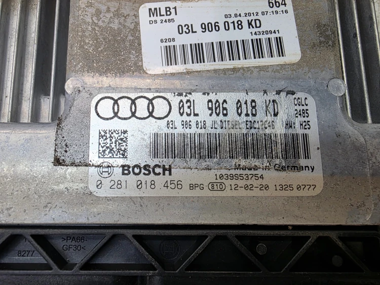 KOMPUTER STEROWNIK SILNIKA AUDI A4 B8 A5 8T 2.0 TDI 03L906018KD