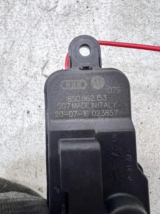 SIŁOWNIK KLAPKI PALIWA AUDI Q7 4M 8S0862153
