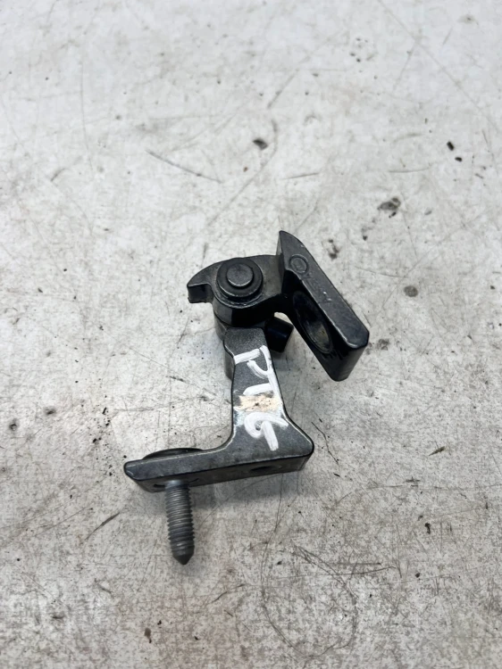 ZAWIAS DRZWI PRAWY GÓRNY AUDI Q7 4M 4M0831404A