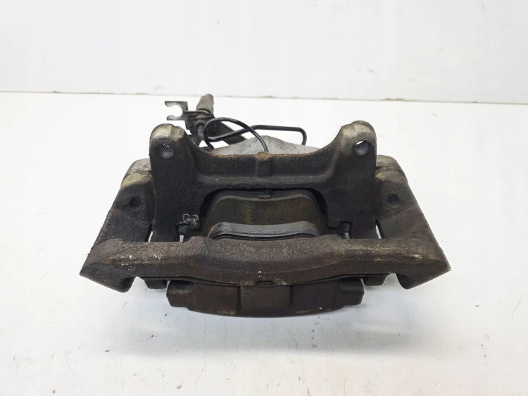 ZACISK HAMULCOWY JARZMO PRAWY PRZÓD AUDI A3 8P A4 B7 A6 C6 981 345MM
