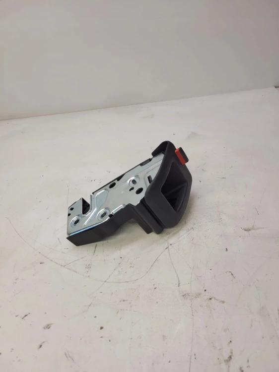 ZAMEK KANAPY PRAWY TYŁ AUDI A3 8P VW 1K0885682F