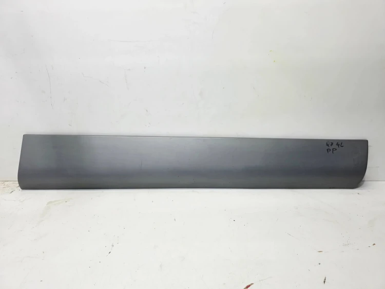 LISTWA DOLNA DRZWI PRAWY PRZÓD AUDI Q7 4L 4L0853960A/B