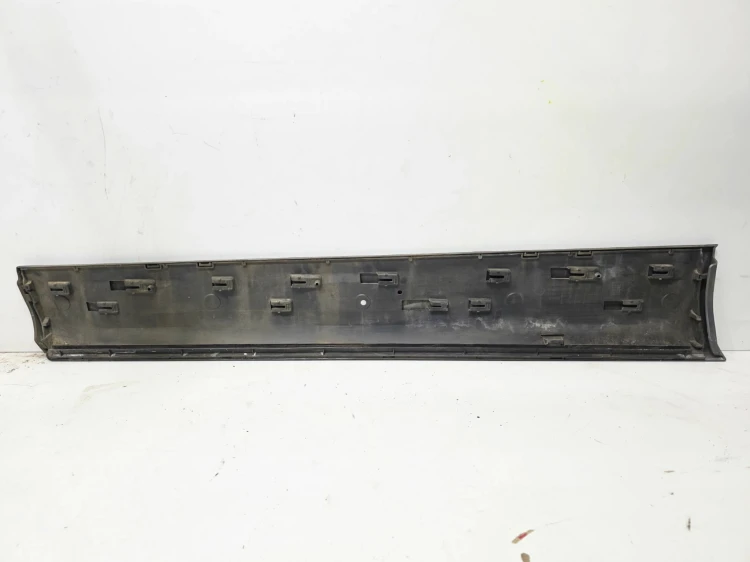 LISTWA DOLNA DRZWI PRAWY PRZÓD AUDI Q7 4L 4L0853960A/B