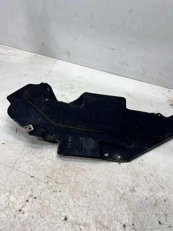 OSŁONA PODWOZIA AUDI Q7 4M 4M0825285 94/26