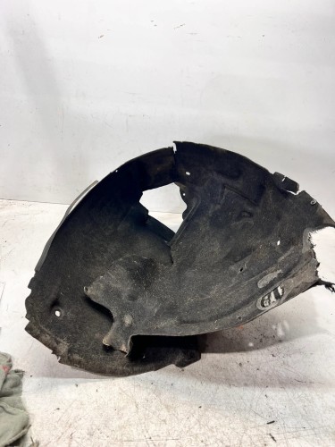 NADKOLE MATERIAOWE PRAWY PRZÓD AUDI A4 B8 ALLRAOD 8K9821172B