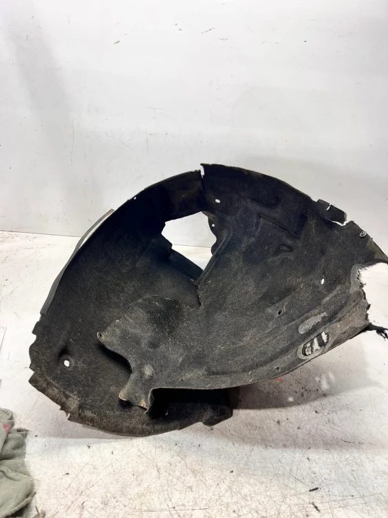 NADKOLE MATERIAOWE PRAWY PRZÓD AUDI A4 B8 ALLRAOD 8K9821172B