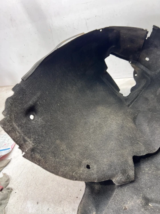 NADKOLE MATERIAOWE PRAWY PRZÓD AUDI A4 B8 ALLRAOD 8K9821172B