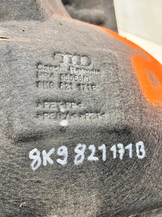 NADKOLE MATERIAOWE LEWY PRZÓD AUDI A4 B8 ALLRAOD 8K9821171B