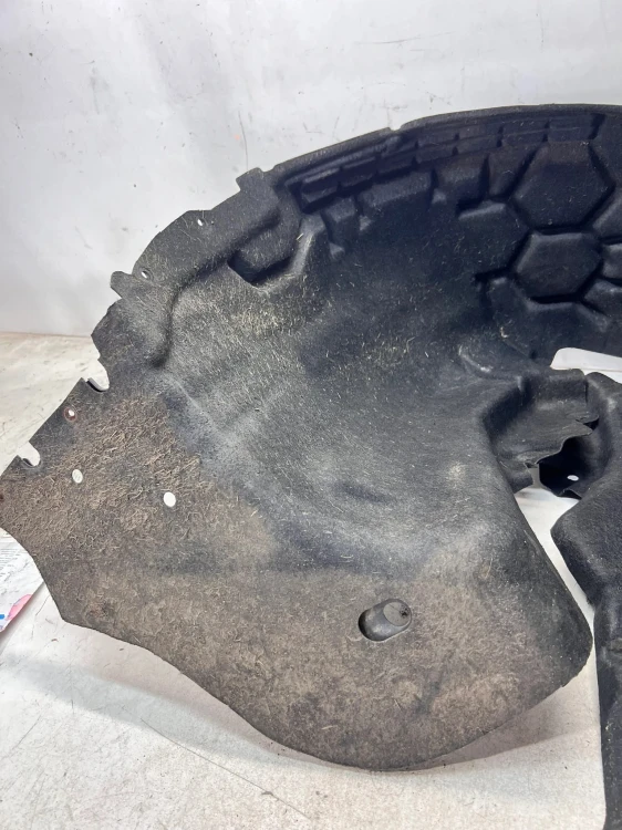 NADKOLE MATERIAOWE PRAWY TYŁ AUDI Q7 4M 4M0810172G