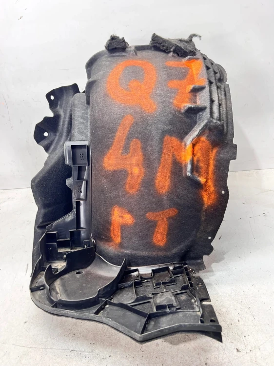 NADKOLE MATERIAOWE PRAWY TYŁ AUDI Q7 4M 4M0810172G