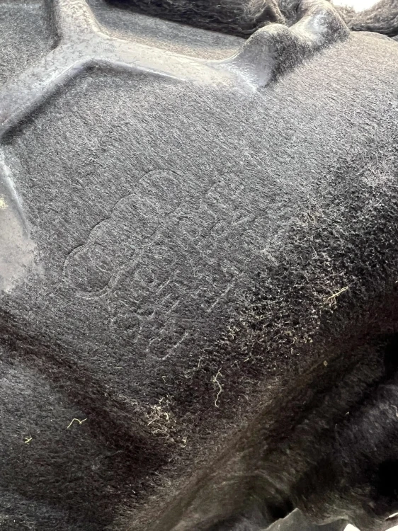 NADKOLE MATERIAOWE PRAWY TYŁ AUDI Q7 4M 4M0810172G