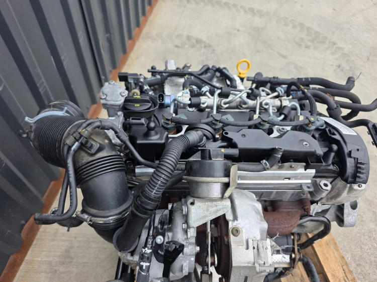 SILNIK KOMPLETNY AUDI VW SEAT SKODA 2.0 TDI CRL CRLB 131343 KM ORYGINAŁ !!!