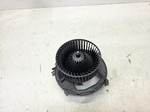 WENTYLATOR DMUCHAWA NAGRZEWNICY AUDI VOLKSEAGEN SEAT SKODA 5Q1819021B