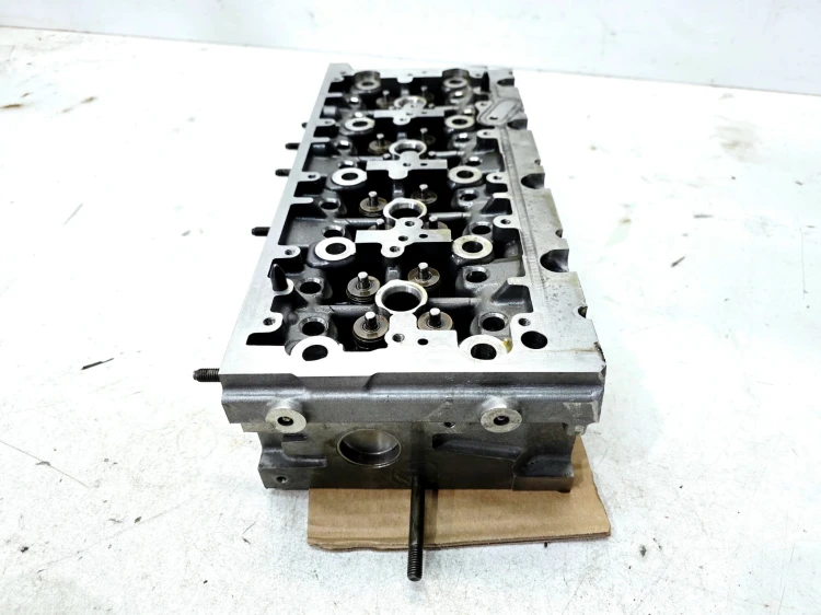 GŁOWICA Z ZAWORAMI AUDI VOLKSWAGEN SEAT SKODA 1.6 2.0 TDI 04L103373E 5/26