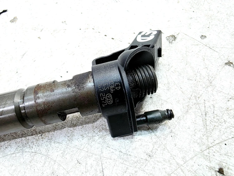 WTRYSK WTRYSKIWACZ PALIWA AUDI A4 B9 A5 A6 C7 Q7 4M 3.0 TDI 059130277ED