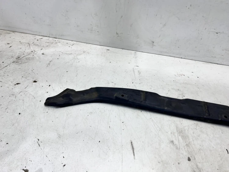WYGŁUSZENIE BŁOTNIKA LEWE AUDI Q7 4M 4M0821111