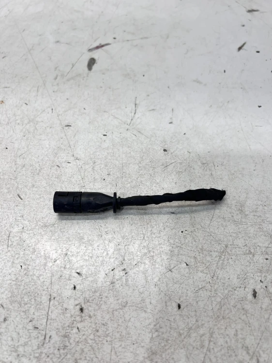 PRZEWÓD ŚWIECY ŻAROWEJ AUDI VW SEAT 03L971785A