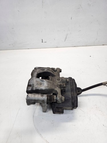 ZACISK HAMULCOWY LEWY TYŁ AUDI A4 B9 A5 8W0405BL