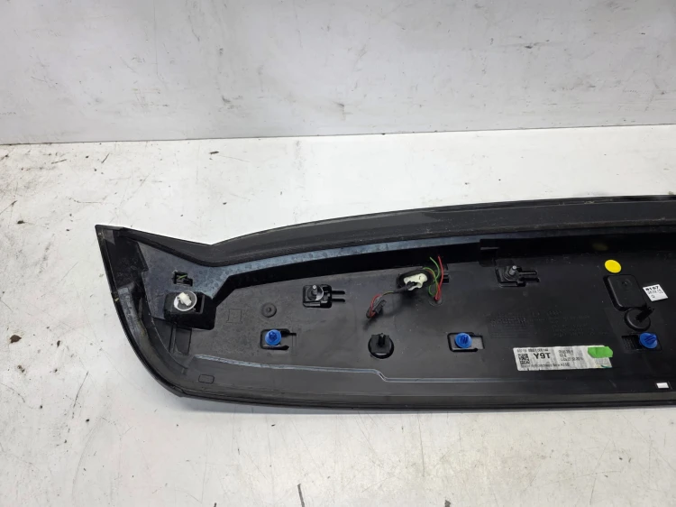 LOTKA SPOILER KLAPY TYŁ S LINE AUDI A3 8V SPORTBACK 8V4827933B LY9T