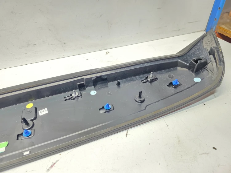 LOTKA SPOILER KLAPY TYŁ S LINE AUDI A3 8V SPORTBACK 8V4827933B LY9T