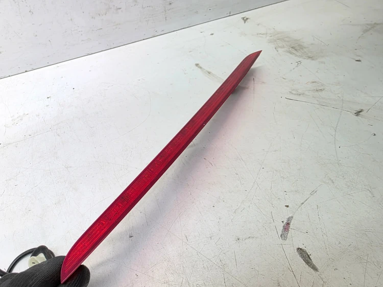 ŚWIATŁO STOP STOPU AUDI A3 8V S-LINE 8V0945097B