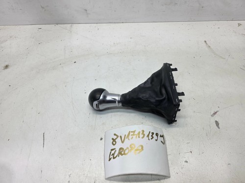 MIESZEK GAŁKA ZMIANY BIEGÓW AUTOMAT AUDI A3 8V 8V1713139J S-LINE