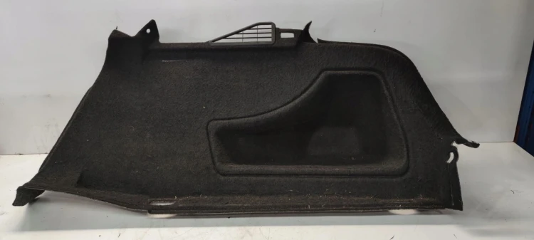 BOCZEK BAGAŻNIKA PRAWY AUDI A5 COUPE 8T0863888E CA9