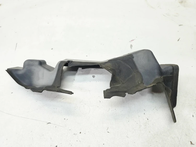KIEROWNICA POWIETRZA PRAWA AUDI A3 8V 8V0121284A